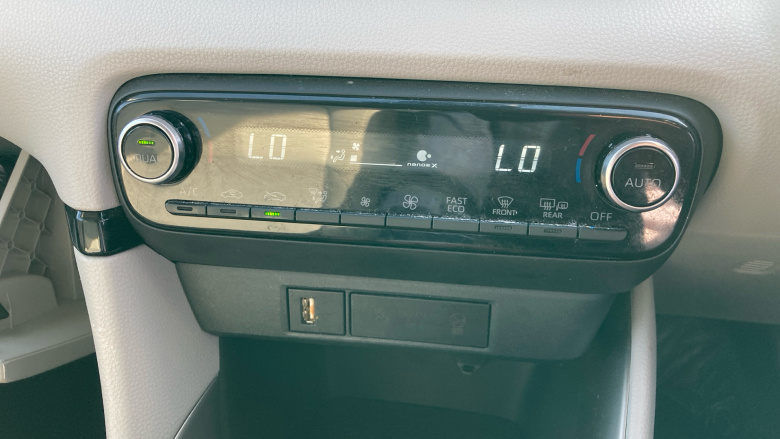 Toyota Yaris 1.5 Hybrid Excel 5dr CVT Hybrid Hatchback